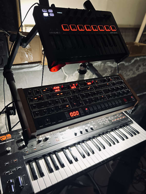 Sequential Prophet-6 Desktop 6-Voice Polyphonic Analog