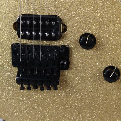 EVH Wolfgang WG Standard Electric Guitar Baked Maple Neck Gold Sparkle Finish image 5