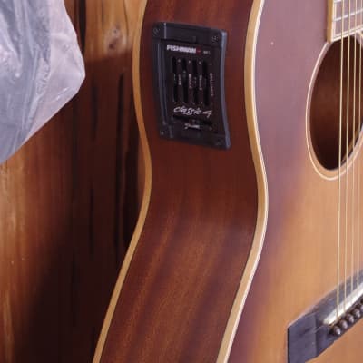 Morgan Monroe MV-EC-01 acoustic electric Guitar w/ Case - used image 11