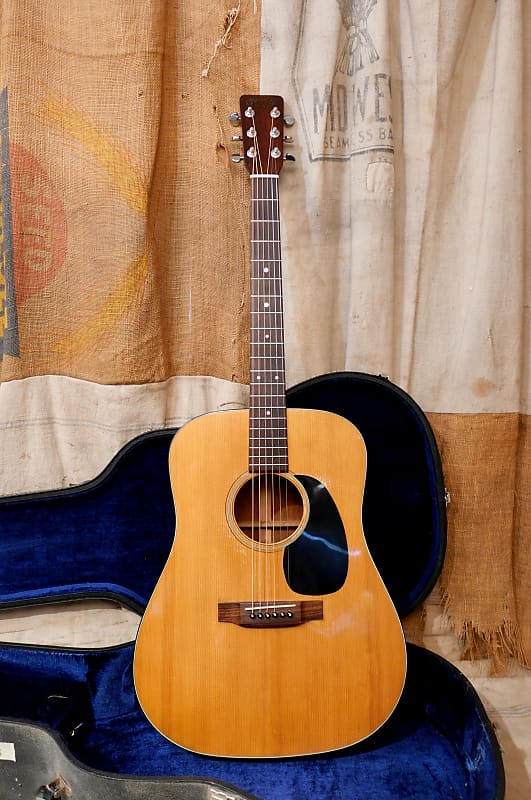 Martin D-18 1964 - 1969 | Reverb Canada