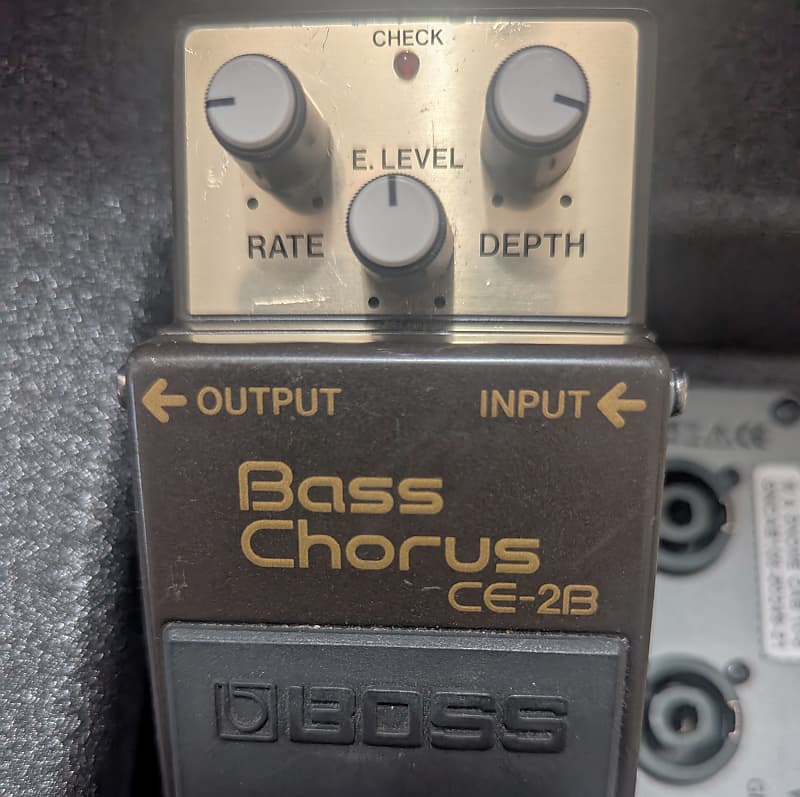 Boss CE-2B Bass Chorus (Green Label) 1989 - 1994 - Brown
