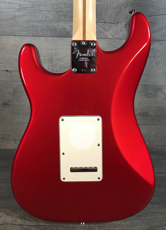 Fender American Standard Stratocaster 2005 Candy Apple Red Fender American Standard Stratocaster 2005 Candy Apple Red