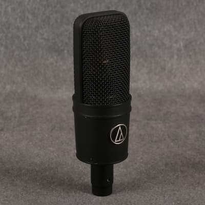 Audio-Technica AT4040 Large Diaphragm Cardioid Condenser Microphone