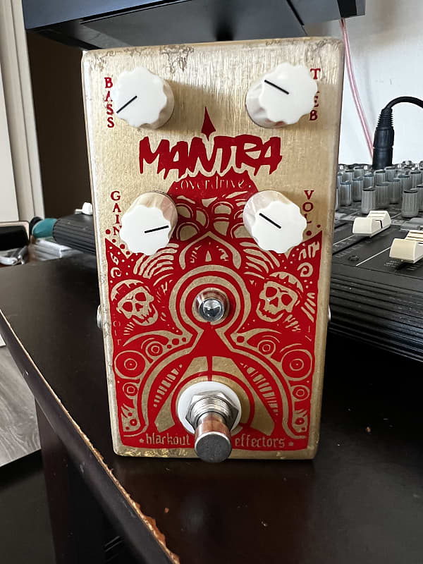 Blackout Effectors Mantra