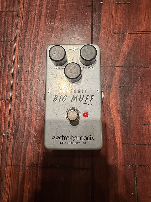 Electro-Harmonix Triangle Big Muff Pi