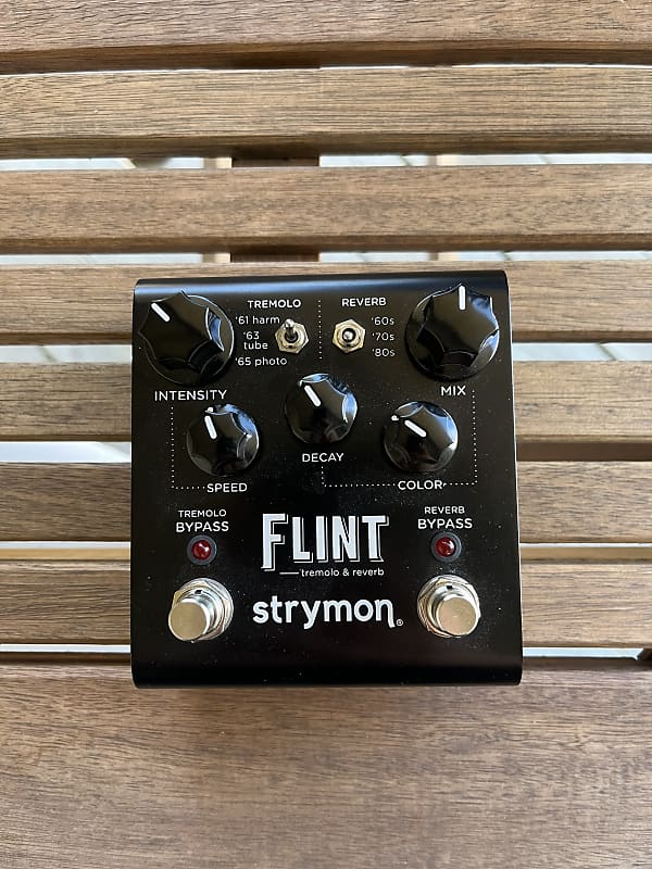 Strymon Flint Reverb and Tremolo V1 2010s - Black with Black Knobs