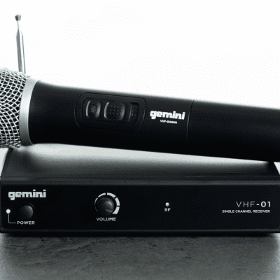 Gemini UHF 01M Handheld Wireless Microphone System Band F2 500