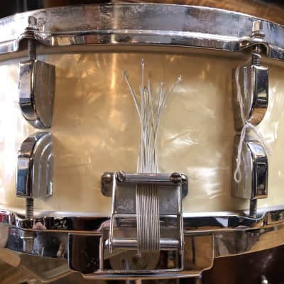 Leedy Snare Drum - White Marine Pearl 14x5.5 image 5