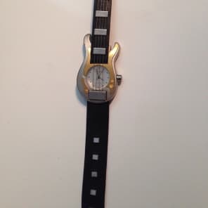 ZX Original 2001 Guitar Watch with Case Silver and Gold