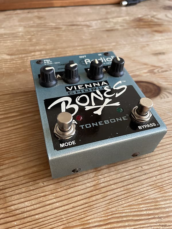 Radial Tonebone Vienna Chorus