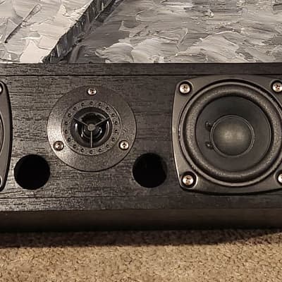 One Black Yamaha top NS-AP2800BLC Center Speaker