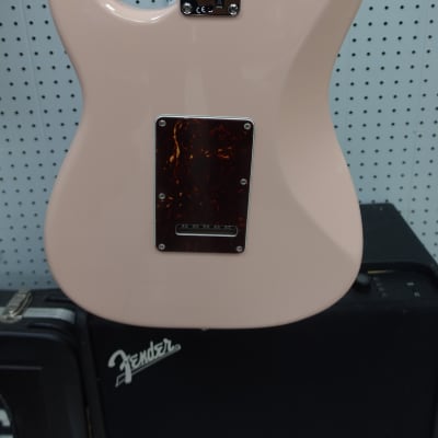 Fender Stratocaster 2022 - Shell Pink image 5