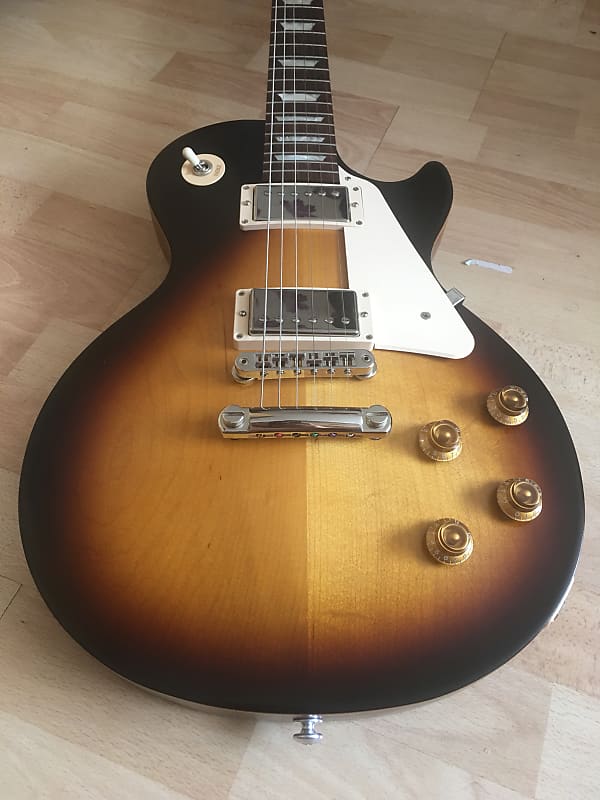 Used gibson deals les paul tribute