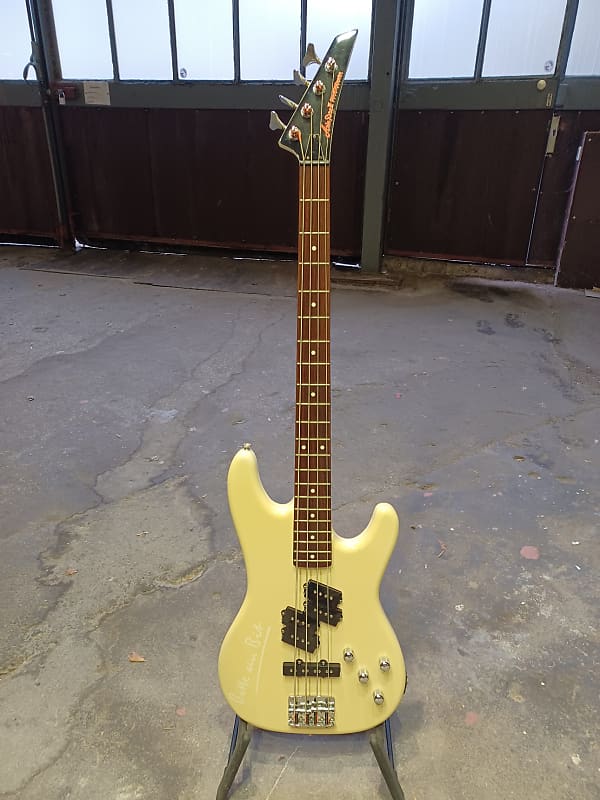 Aria Pro II JPJ-3 Bass Diamond Series Made In Japan by Matsumoku Vintage  1986 White Rare Double P/J