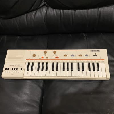 Casio MT-40 Casiotone 37-Key Synthesizer