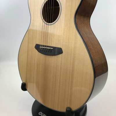 Breedlove Discovery Concerto  With Gig Bag 2018 Gloss Natural image 5