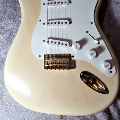 Mary Kaye's Own Personal Tribute Stratocaster #001 - Fender Custom Shop, Translucent Blonde image 4