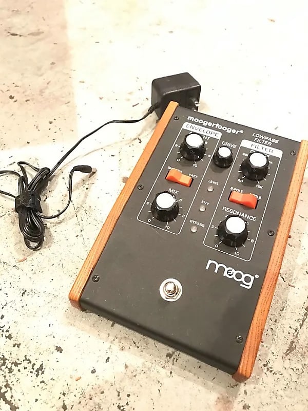 Moog MF-101 Moogerfooger Low Pass Filter 1998 - 2018 - Black