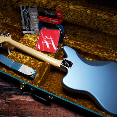 Fender Traditional II Late 60s Jaguar Made in Japan  2023 -  Ice Blue Metallic image 10