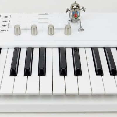 Waldorf Blofeld Synthesizer Keyboard + Neuwertig + OVP + 2 Jahare Garantie