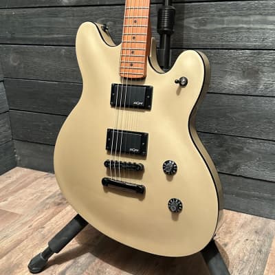 Fender Squier Contemporary Active Starcaster Semi Hollow Body Electric Guitar - Shoreline Gold image 3