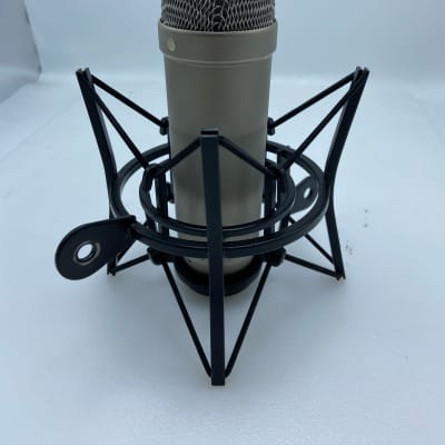 RODE NT1-A Large Diaphragm Cardioid Condenser Microphone image 2