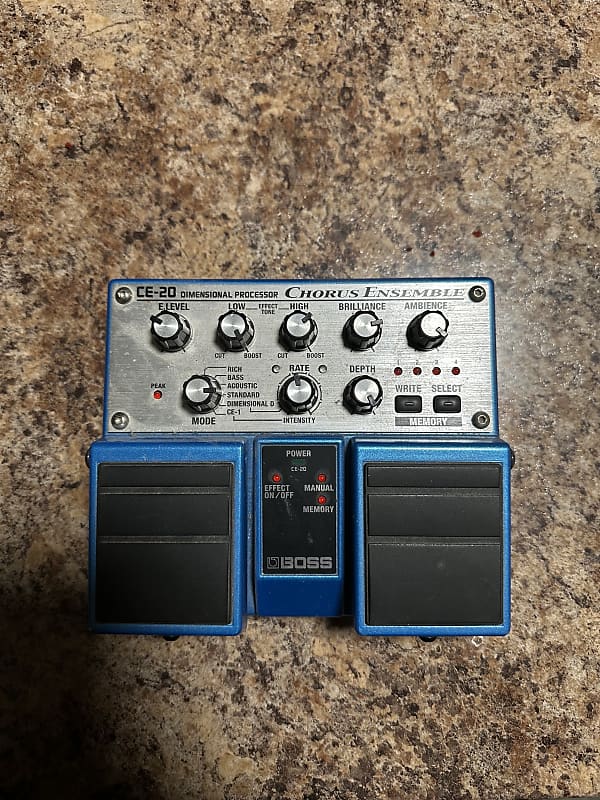 Boss CE-20 Chorus Ensemble - YouTube