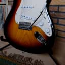 Fender Classic Series '70s Stratocaster 2004  3-Color Sunburst