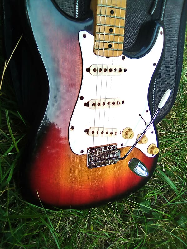 Rainbow STRATOCASTER 1980s - Sunburst Japan | Reverb