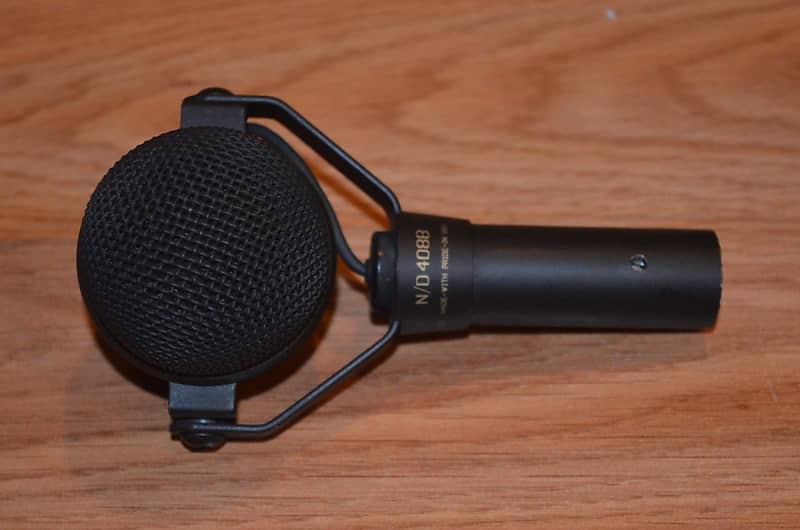 Electro-Voice N/D408B Supercardioid Dynamic Instrument Microphone