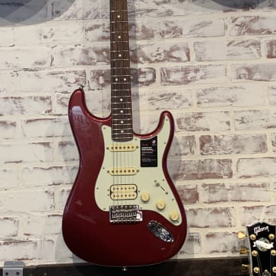 Fender American Performer Stratocaster HSS with Rosewood