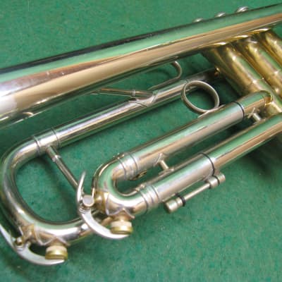 Holton Galaxy Trumpet 1964 with 3rd Slide Lock - Pro Model Refurbished - Case and Holton 67 MP image 10