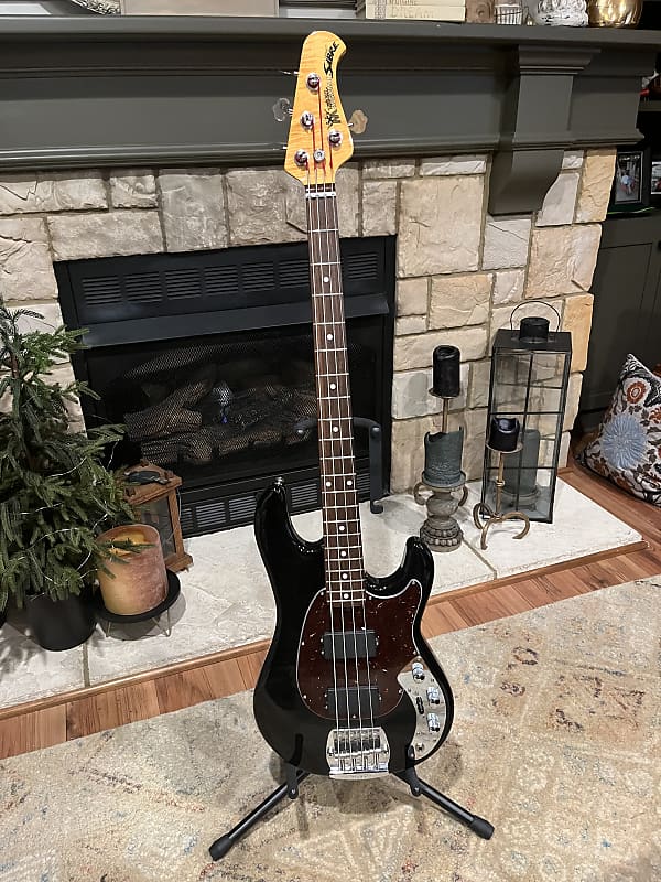 9/1迄！【プレアーニー】MusicMan Sabre Fretless Sabre | Guitars | Ernie Ball Music Man