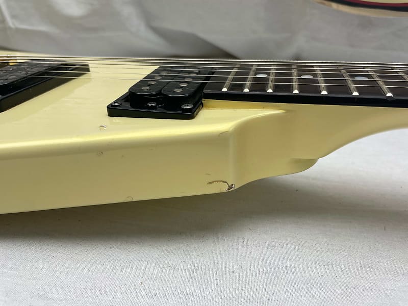 Washburn PT60 PT-60 Flying V Guitar with Case | Reverb