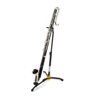 Jinbao deals contrabass clarinet