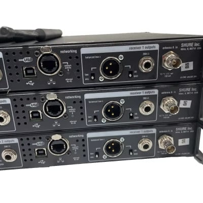 Shure UR4D Dual G1 Wireless Receiver W/ (2)UR2 Handheld Transmitters #2422 (One) image 11