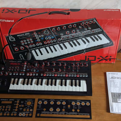 Roland JD-Xi 37-Key Analog/Digital Crossover Synthesizer 2015 - Present - Black