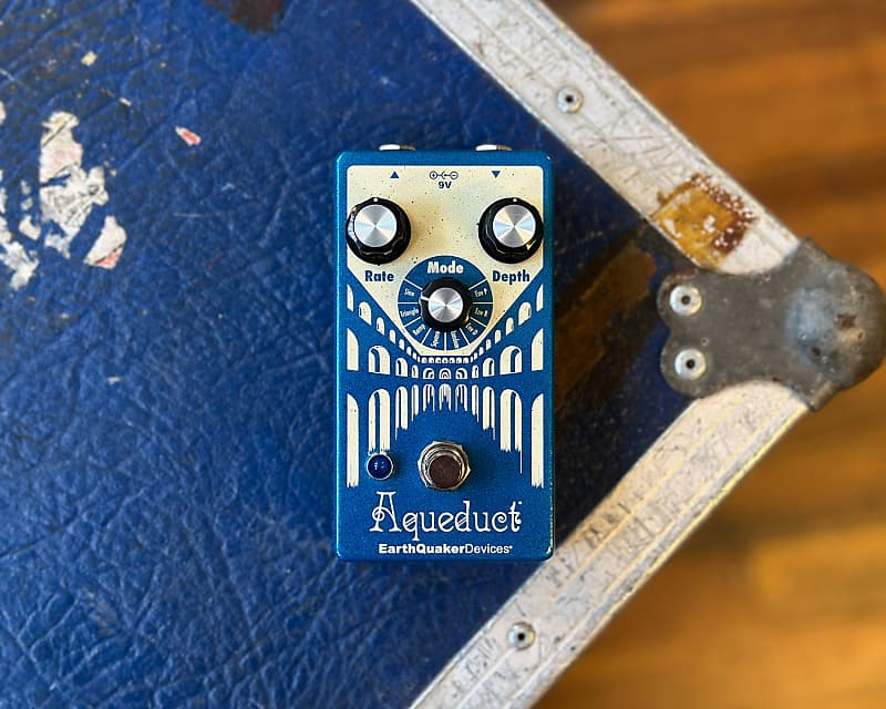 EarthQuaker Devices Aqueduct