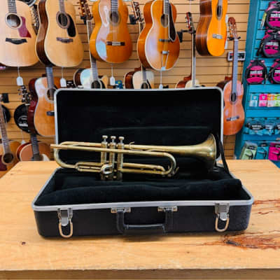 Vintage Getzen Elkhorn, WIS 300 USA Series Trumpet w/OHSC