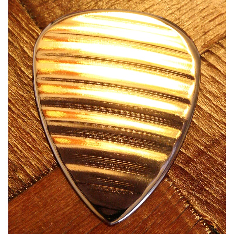 Bronze store guitar pick