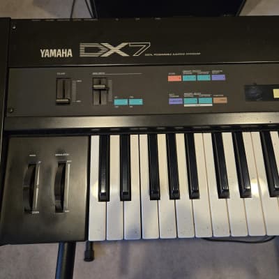 Yamaha DX7 Programmable Algorithm Synthesizer 1983 - 1987 - Black