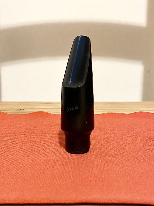 Y's One Saxophone Mouthpiece Tenor [Brilhart Hard Rubber #4 model]