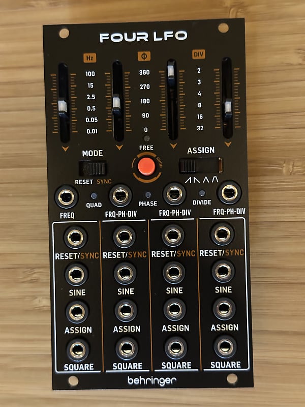 Behringer Four LFO