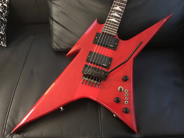 ☆激レア B.C.Rich アイアンバード エレキギター 変形 ランダム