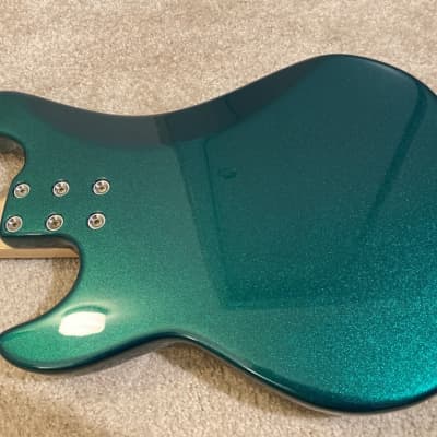 ‘14 G&L LB-100 bass (w/ Rosewood Fretbrd) - Emerald Green Metallic - 8.8 lbs, Aguilar pickups - LIKE NEW image 7