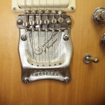 Mosrite M-88 1988 - Sunburst image 3