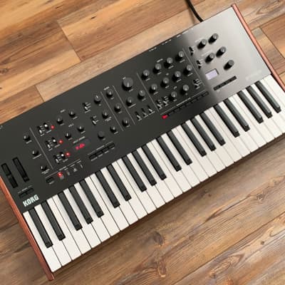 Korg Prologue 8 Polyphonic 49-Key 8-Voice Analog Synthesizer 2018 - Present - Black/Wood (Brand New/Open Box) image 2