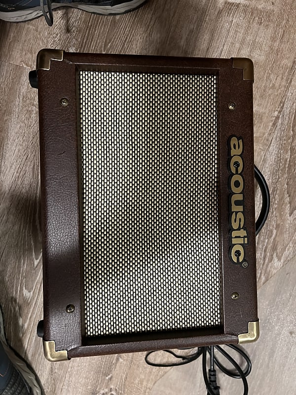Acoustic A15 15W 1x6.5 Instrument Combo Amp Brown A15 15W Reverb