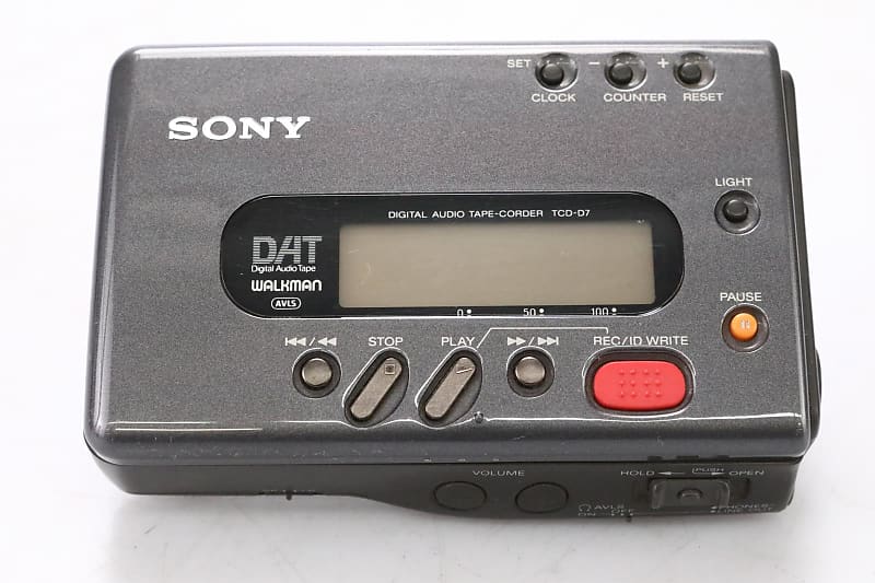 Sony Walkman TCD-D7 DAT Recorder w/ 15 Quantegy Tapes Dennis