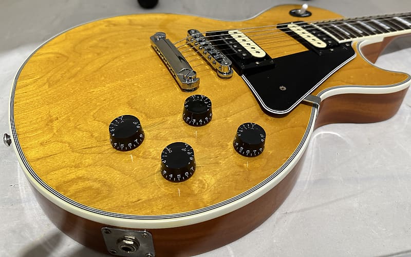 期間限定価格商品 case original with 2012 Custom Paul Les Gibson - Canada Reverb | ギター
